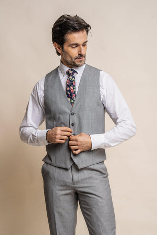 House of Cavani Reegan - Grey Slim Fit Regular Three Piece Suit