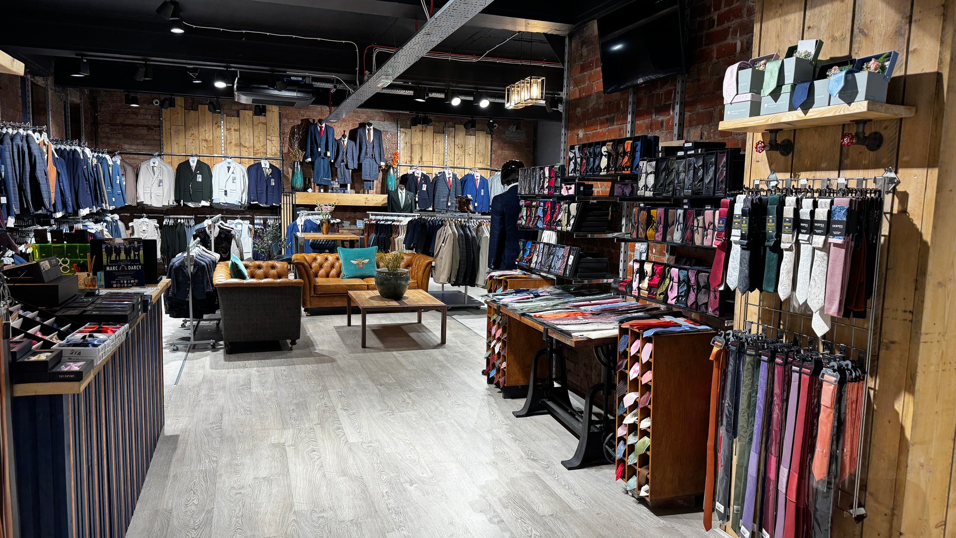 Image of a clothing store