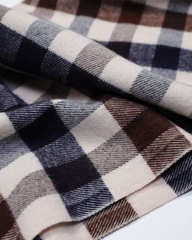 Aquascutum Active AW25 Water Repellent Scarf - Macro Check